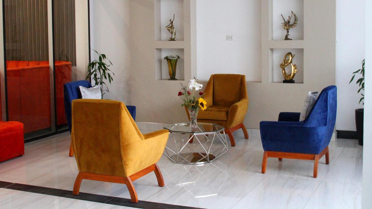 Sm Hotel Plus Lima Kültér fotó