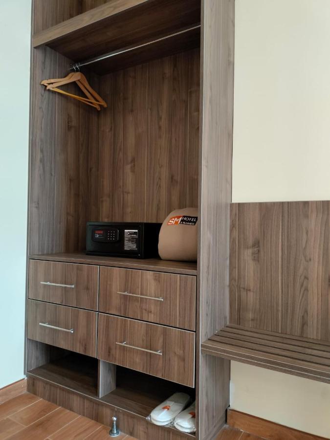 Sm Hotel Plus Lima Kültér fotó