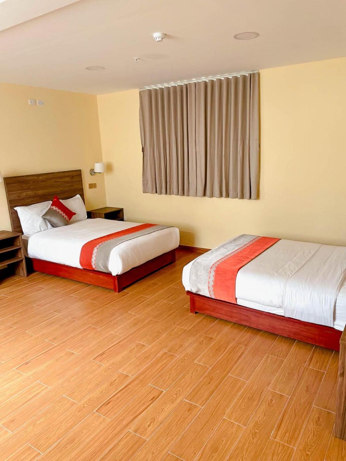 Sm Hotel Plus Lima Kültér fotó