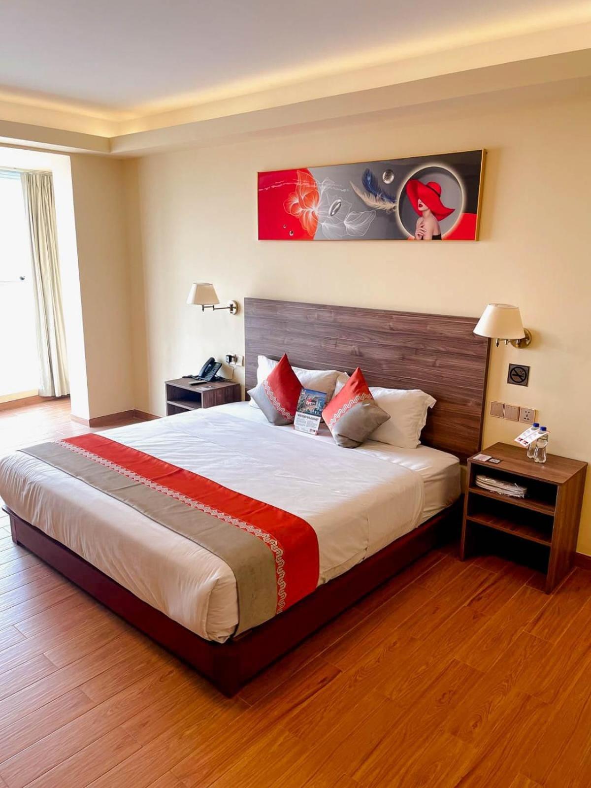 Sm Hotel Plus Lima Kültér fotó